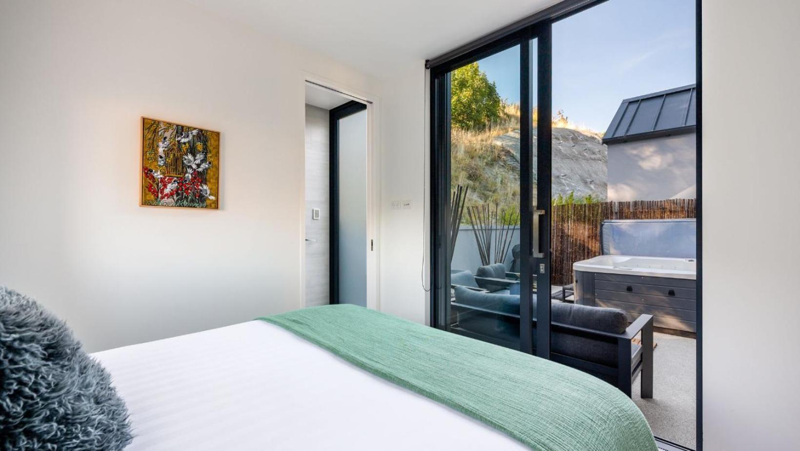 Villa The Tiers- Hot Tub- Ac- Bbq- Free Parking Queenstown Exterior foto