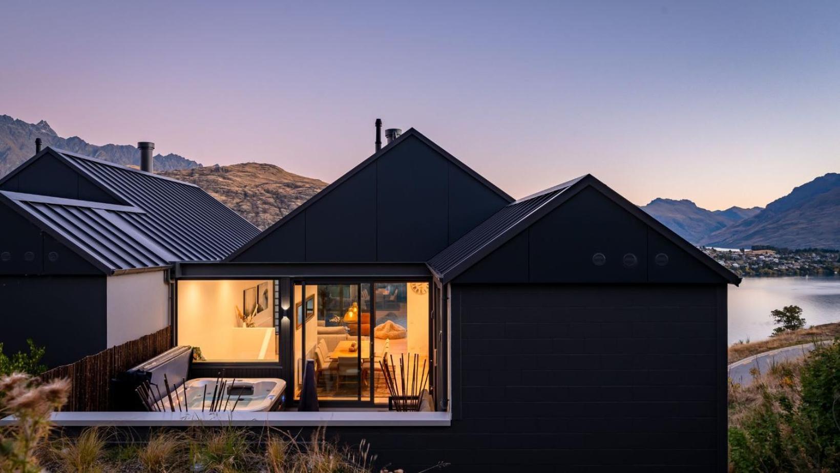 Villa The Tiers- Hot Tub- Ac- Bbq- Free Parking Queenstown Exterior foto